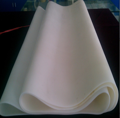Almofada de borracha de silicone resistente a rasgos, alta elasticidade e almofada de amortecedor resistente a altas temperaturas para máquina de filme de sucção a vácuo