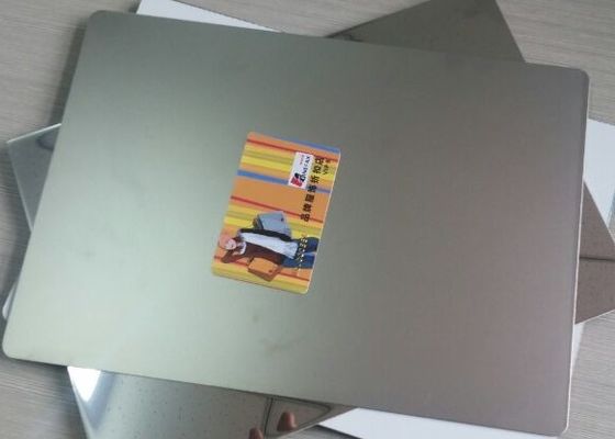 Resíduo metálico pesado placas de aço laminadas dois lados cobertos com as folhas da proteção