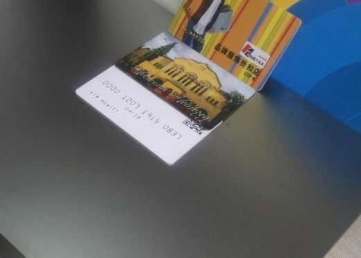 Resíduo metálico pesado placas de aço laminadas dois lados cobertos com as folhas da proteção