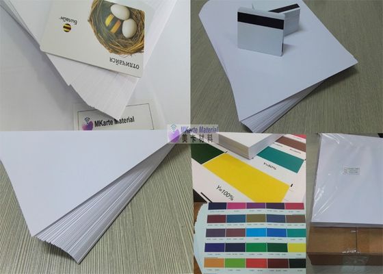 Branco escolha Digitas tomadas partido que imprimem o desempenho superior da resistência do envelhecimento das folhas do PVC