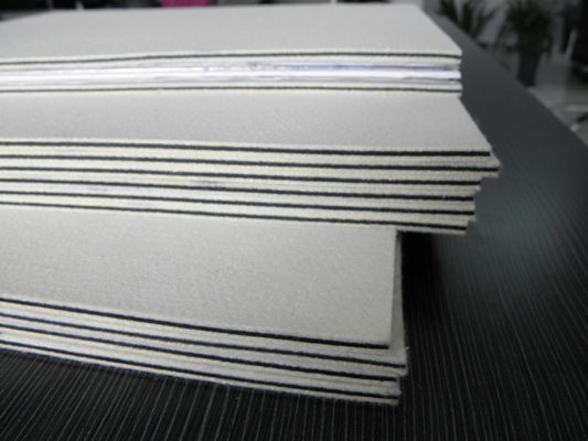 Almofada quente laminada de lã preta do coxim da imprensa da almofada para o laminador da imprensa do cartão do PVC