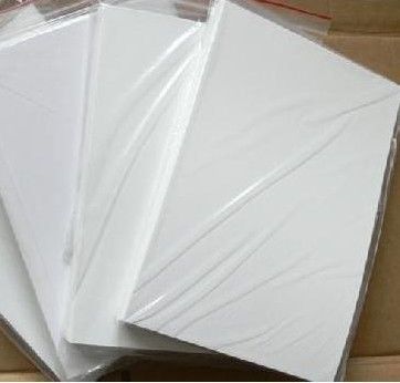 O policarbonato feito sob encomenda branco transparente cobre o material seguro novo