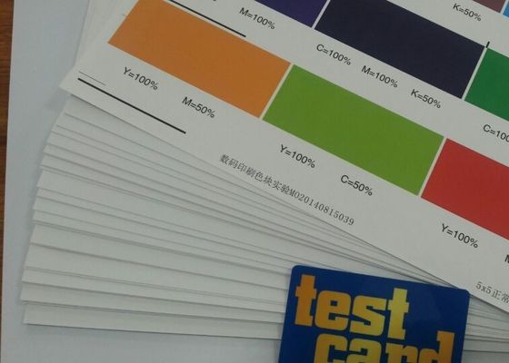 Folha de envelhecimento de revestimento do cartão do Pvc A4 da resistência 0.4mm da tinta
