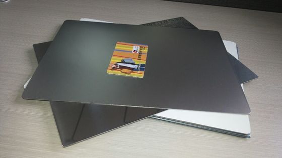 800 chapa de aço laminada do mícron HRC80 0.6mm cartão lustroso