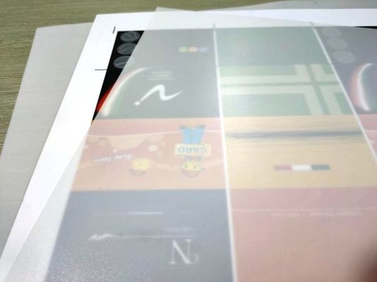 Deslocado imprimindo a folha plástica do PC transparente de 0.1mm