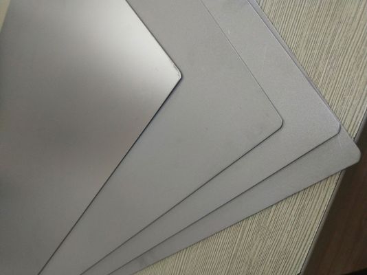 Leve aspereza de superfície de Matte Laminated Steel Plate 0.3um para a estratificação do material do cartão do Pvc