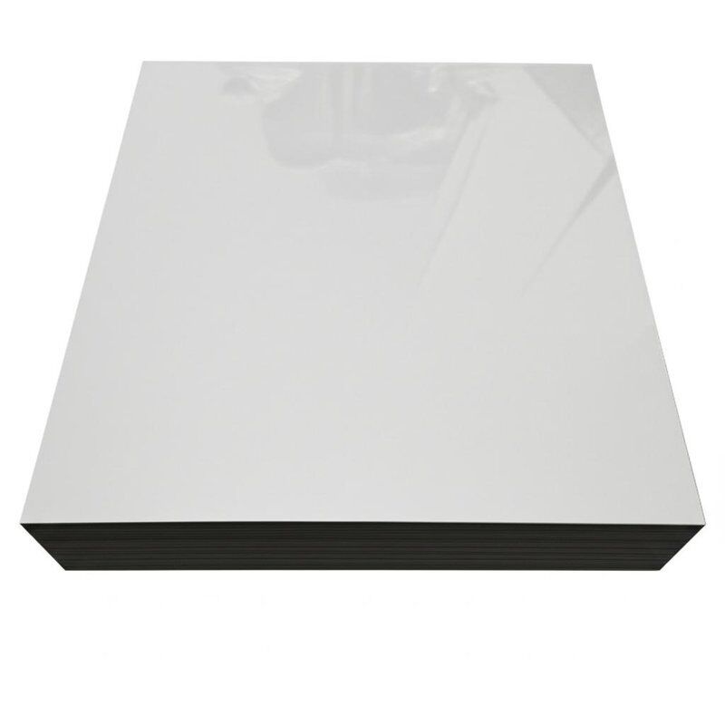 HRC80±20 Dureza superficial Material de cartão inteligente com tinta de impressão UV e transmissão térmica de 0,04 cal/°C.cm.sec para produção de cartão RFID