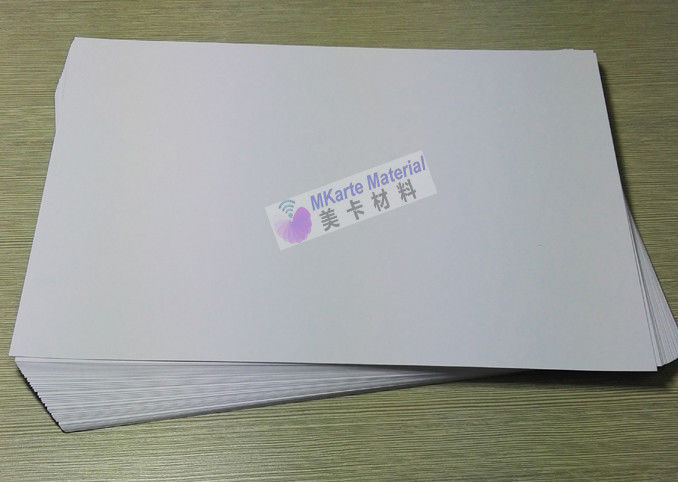 O Pvc imprimível do Inkjet lateral duplo cobre a adesão excelente da tinta para Smart Card plástico
