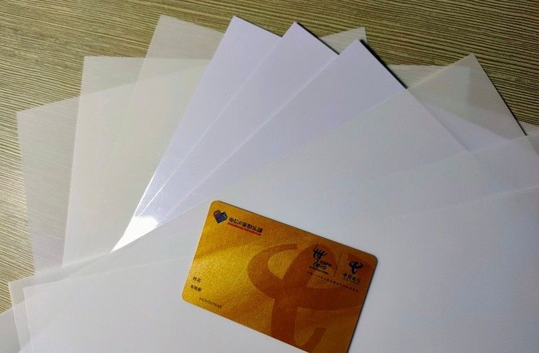 Do PVC do Inkjet A4 do branco folha do PVC do Inkjet da laminação não ajustada para o cartão A4 da identificação